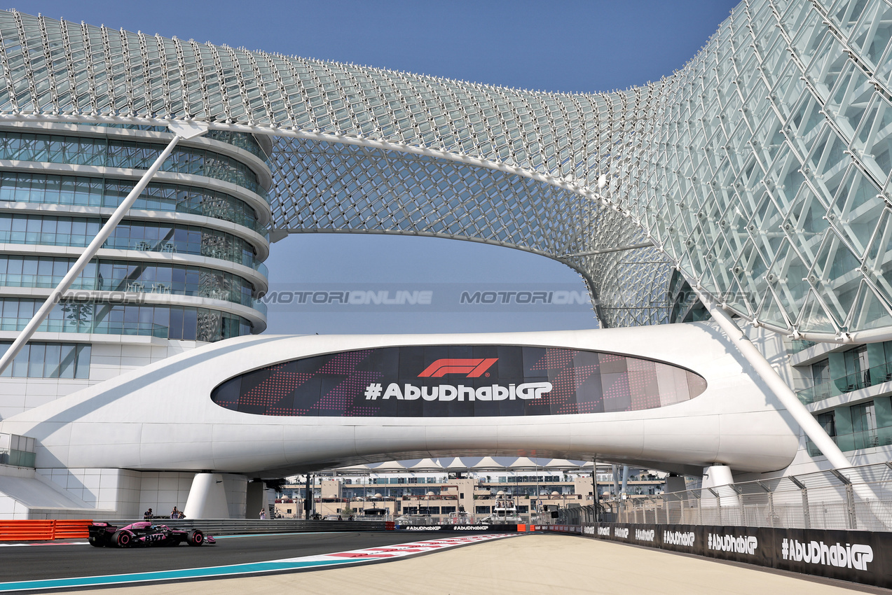 GP ABU DHABI, Pierre Gasly (FRA) Alpine F1 Team A524.

06.12.2024. Formula 1 World Championship, Rd 24, Abu Dhabi Grand Prix, Yas Marina Circuit, Abu Dhabi, Practice Day.

- www.xpbimages.com, EMail: requests@xpbimages.com © Copyright: Moy / XPB Images