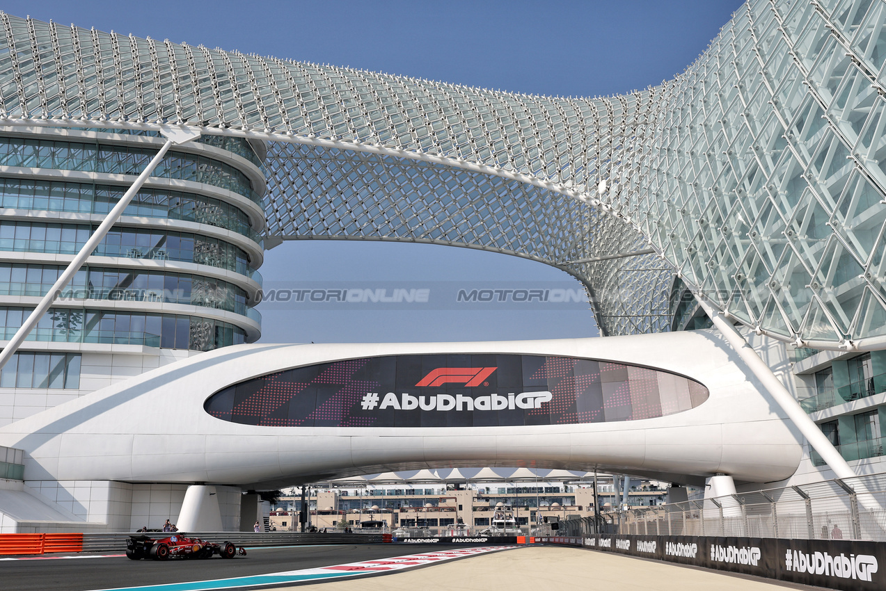 GP ABU DHABI, Charles Leclerc (MON) Ferrari SF-24.

06.12.2024. Formula 1 World Championship, Rd 24, Abu Dhabi Grand Prix, Yas Marina Circuit, Abu Dhabi, Practice Day.

- www.xpbimages.com, EMail: requests@xpbimages.com © Copyright: Moy / XPB Images
