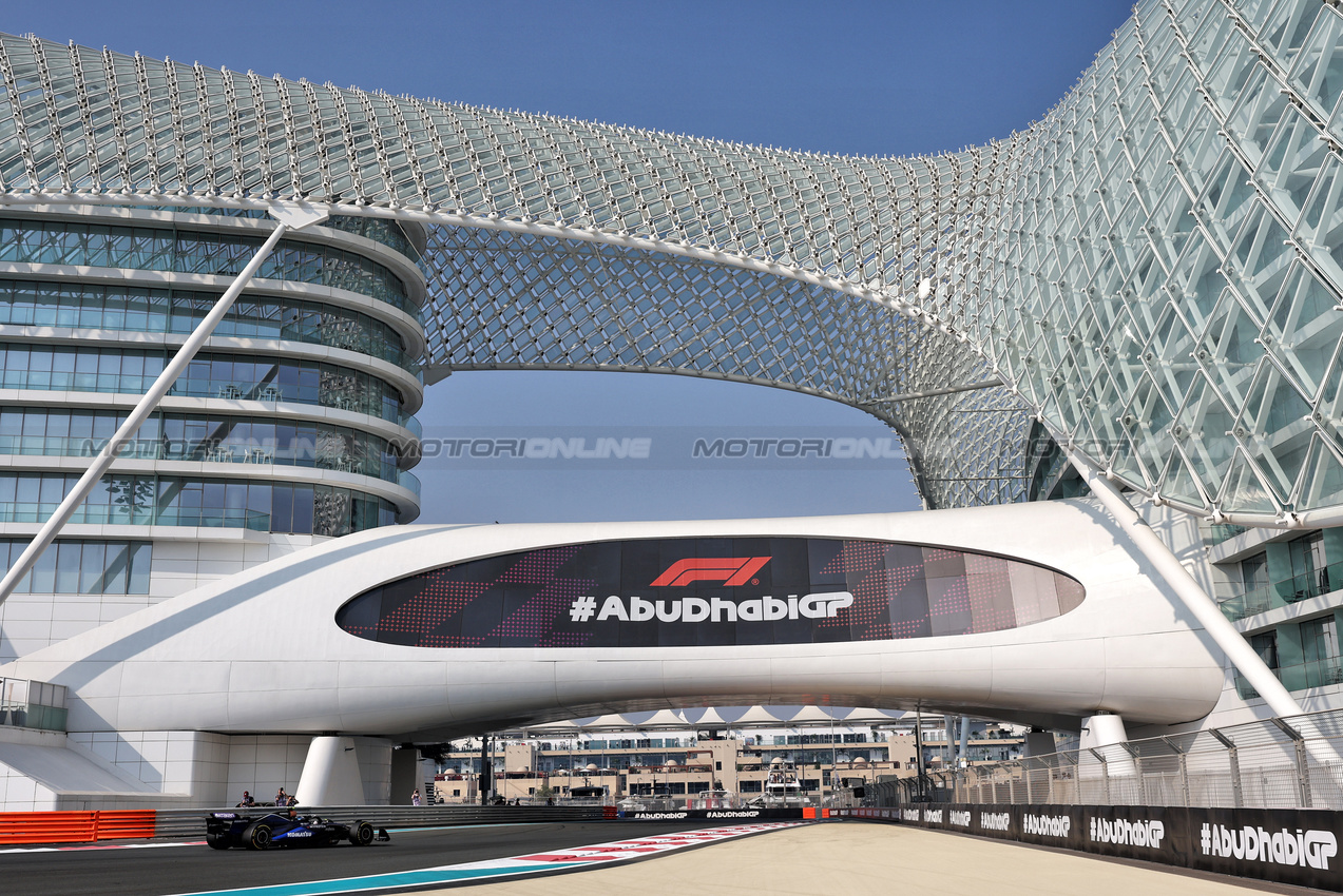GP ABU DHABI, Franco Colapinto (ARG) Williams Racing FW46.

06.12.2024. Formula 1 World Championship, Rd 24, Abu Dhabi Grand Prix, Yas Marina Circuit, Abu Dhabi, Practice Day.

- www.xpbimages.com, EMail: requests@xpbimages.com © Copyright: Moy / XPB Images