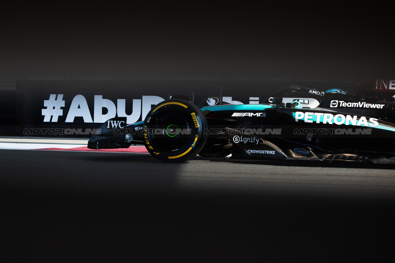 GP ABU DHABI, George Russell (GBR) Mercedes AMG F1 W15.

06.12.2024. Formula 1 World Championship, Rd 24, Abu Dhabi Grand Prix, Yas Marina Circuit, Abu Dhabi, Practice Day.

- www.xpbimages.com, EMail: requests@xpbimages.com © Copyright: Bearne / XPB Images