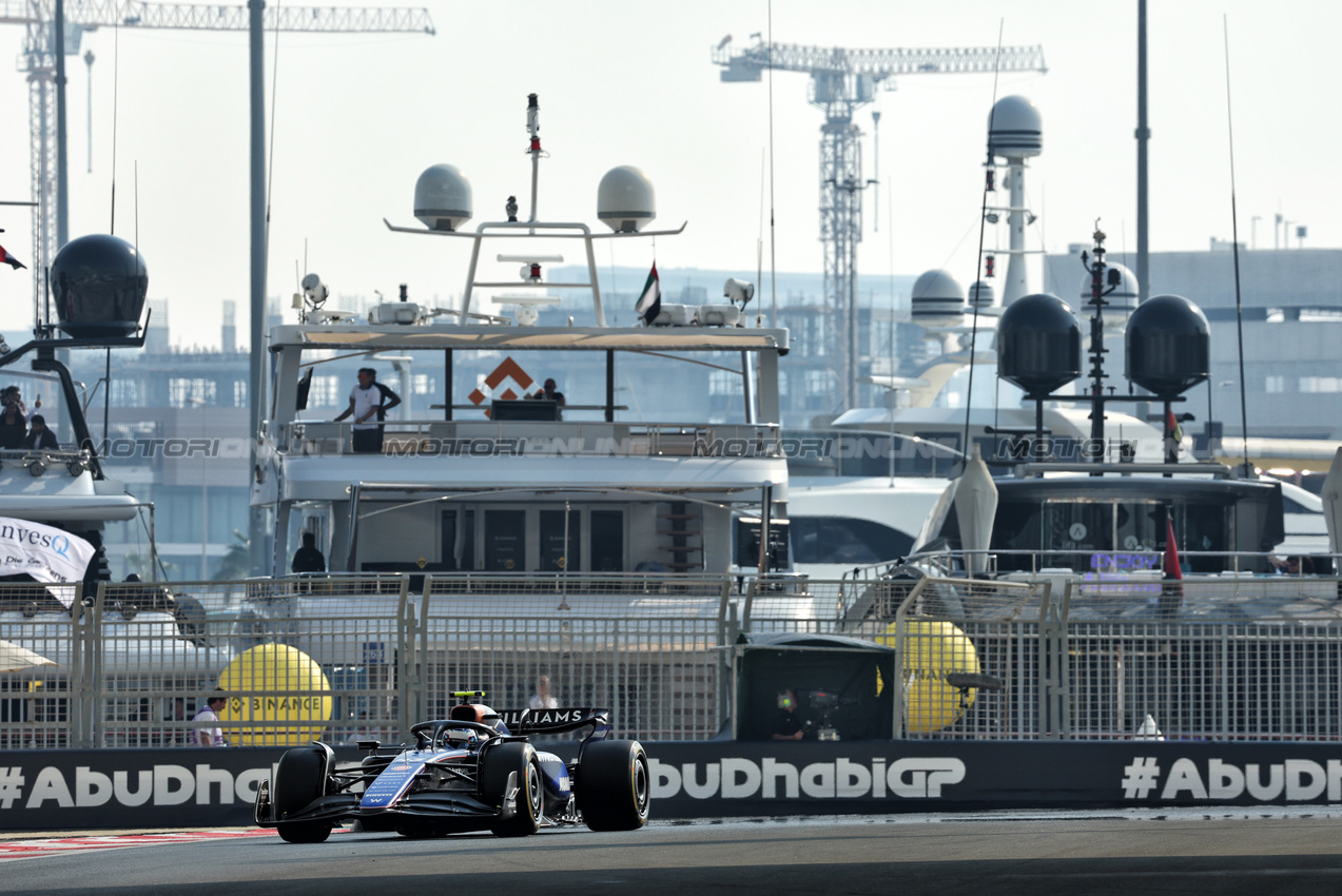 GP ABU DHABI, Franco Colapinto (ARG) Williams Racing FW46.

06.12.2024. Formula 1 World Championship, Rd 24, Abu Dhabi Grand Prix, Yas Marina Circuit, Abu Dhabi, Practice Day.

 - www.xpbimages.com, EMail: requests@xpbimages.com © Copyright: Coates / XPB Images