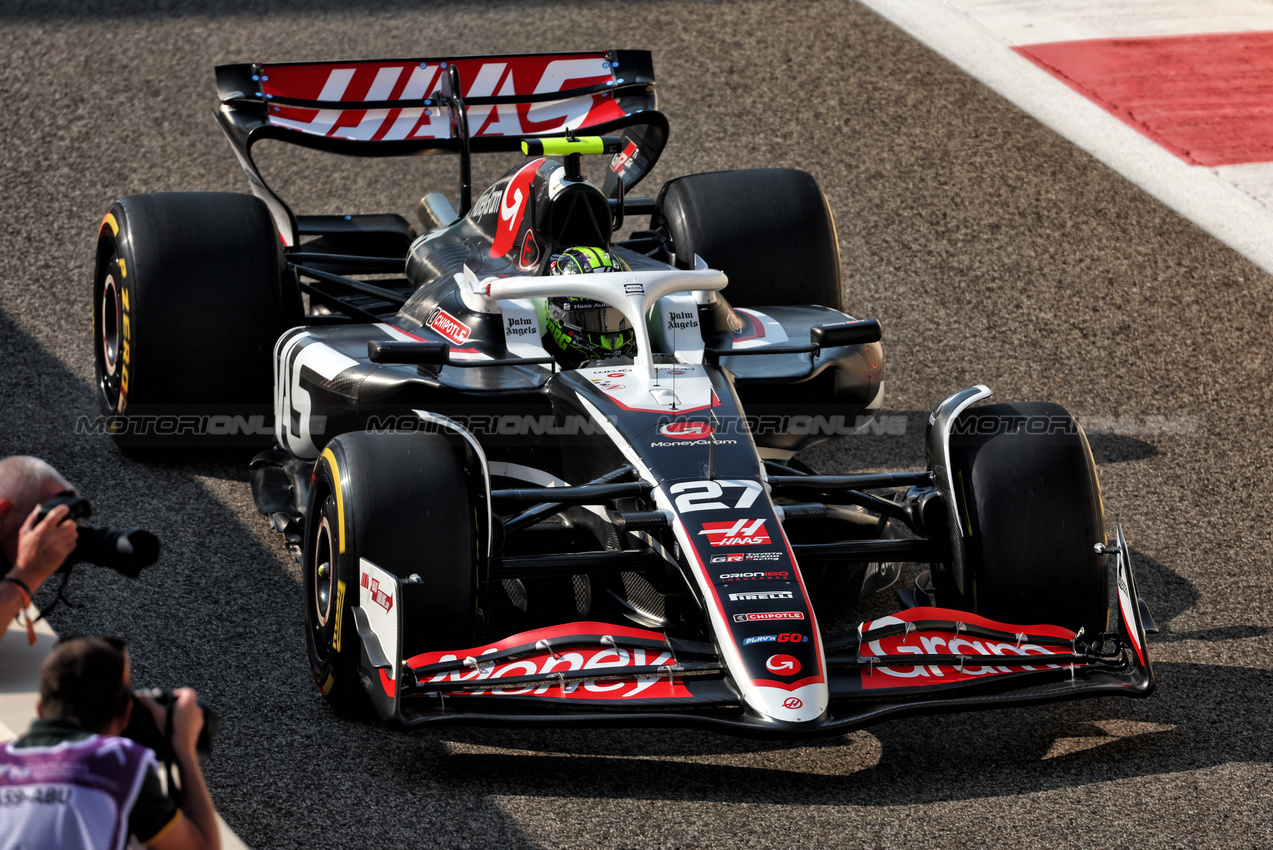 GP ABU DHABI, Nico Hulkenberg (GER) Haas VF-24.

06.12.2024. Formula 1 World Championship, Rd 24, Abu Dhabi Grand Prix, Yas Marina Circuit, Abu Dhabi, Practice Day.

 - www.xpbimages.com, EMail: requests@xpbimages.com © Copyright: Coates / XPB Images