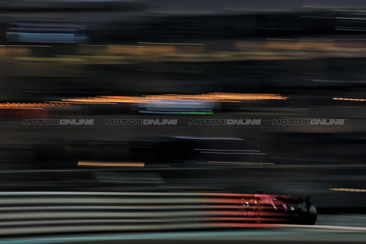 GP ABU DHABI, Jack Doohan (AUS) Alpine F1 Team A524.

06.12.2024. Formula 1 World Championship, Rd 24, Abu Dhabi Grand Prix, Yas Marina Circuit, Abu Dhabi, Practice Day.

- www.xpbimages.com, EMail: requests@xpbimages.com © Copyright: Moy / XPB Images