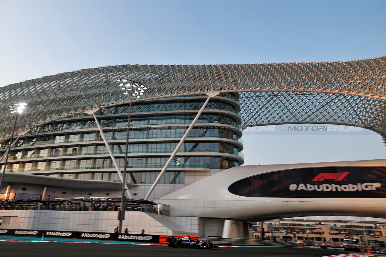 GP ABU DHABI, Yuki Tsunoda (JPN) RB VCARB 01.

06.12.2024. Formula 1 World Championship, Rd 24, Abu Dhabi Grand Prix, Yas Marina Circuit, Abu Dhabi, Practice Day.

 - www.xpbimages.com, EMail: requests@xpbimages.com © Copyright: Coates / XPB Images