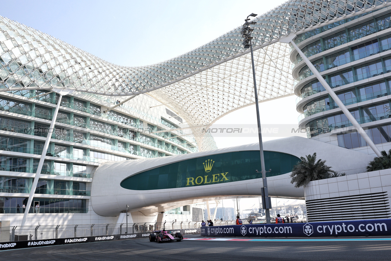 GP ABU DHABI, Jack Doohan (AUS) Alpine F1 Team A524.

06.12.2024. Formula 1 World Championship, Rd 24, Abu Dhabi Grand Prix, Yas Marina Circuit, Abu Dhabi, Practice Day.

- www.xpbimages.com, EMail: requests@xpbimages.com © Copyright: Moy / XPB Images