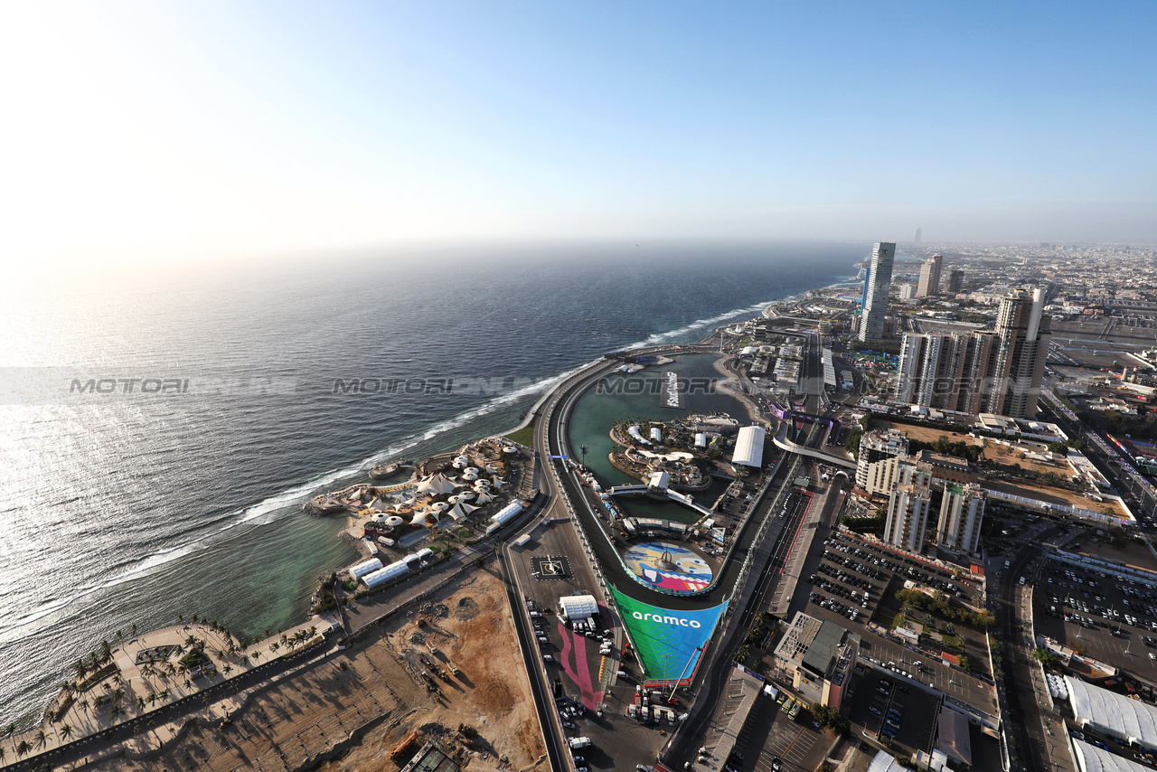 GP ARABIA SAUDITA, Circuit Atmosfera.

07.03.2024. Formula 1 World Championship, Rd 2, Saudi Arabian Grand Prix, Jeddah, Saudi Arabia, Practice Day.

- www.xpbimages.com, EMail: requests@xpbimages.com © Copyright: Moy / XPB Images