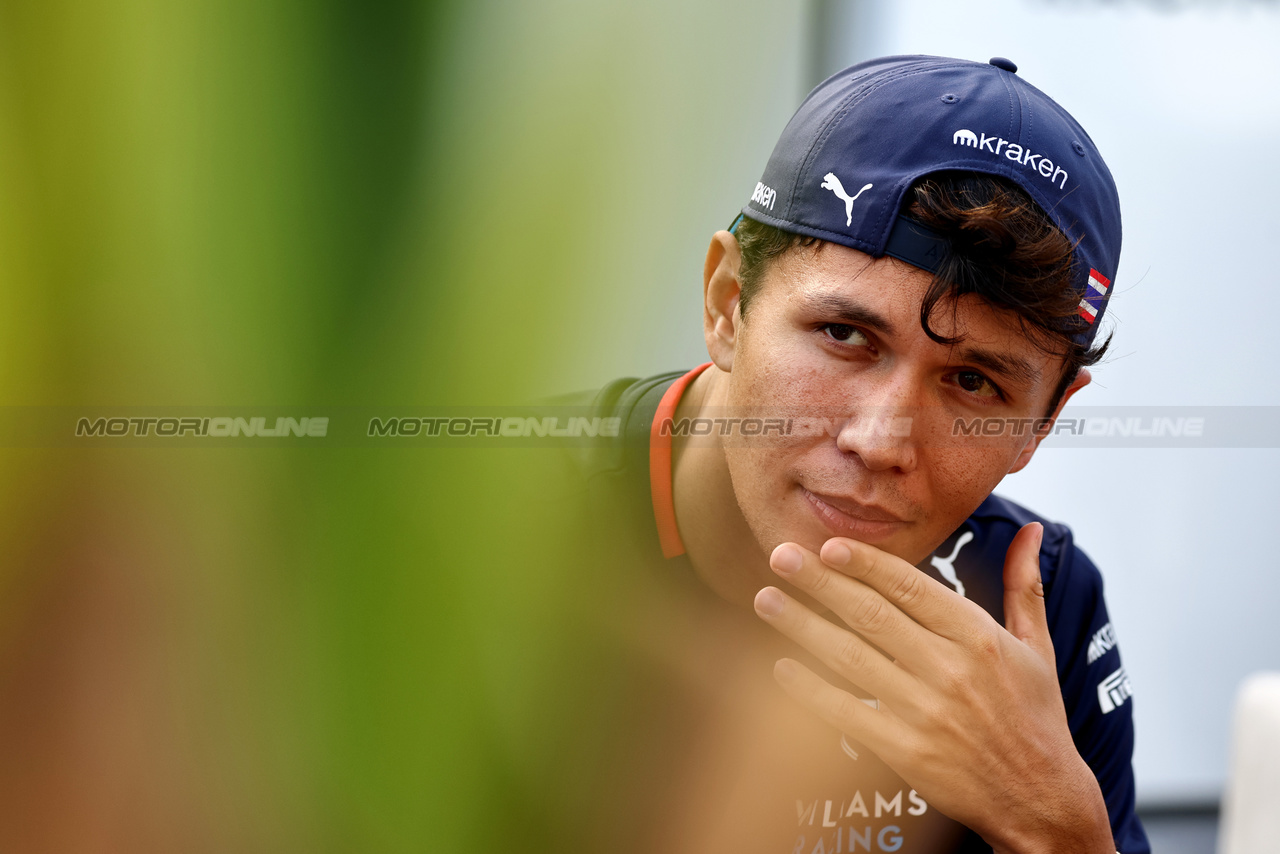 GP ARABIA SAUDITA, Alexander Albon (THA) Williams Racing.

06.03.2024. Formula 1 World Championship, Rd 2, Saudi Arabian Grand Prix, Jeddah, Saudi Arabia, Preparation Day.

- www.xpbimages.com, EMail: requests@xpbimages.com © Copyright: Moy / XPB Images