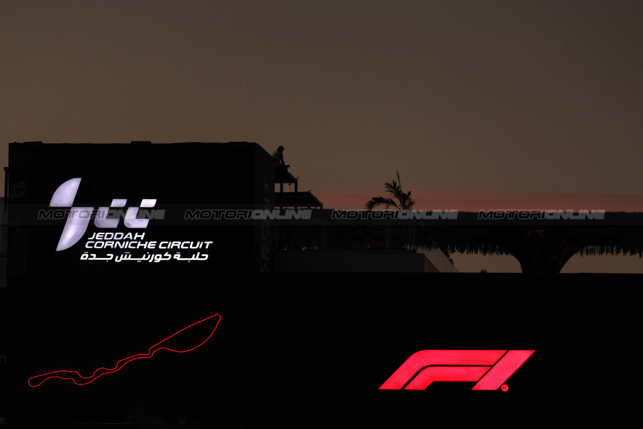 GP ARABIA SAUDITA, Circuit Atmosfera.

06.03.2024. Formula 1 World Championship, Rd 2, Saudi Arabian Grand Prix, Jeddah, Saudi Arabia, Preparation Day.

- www.xpbimages.com, EMail: requests@xpbimages.com © Copyright: Bearne / XPB Images
