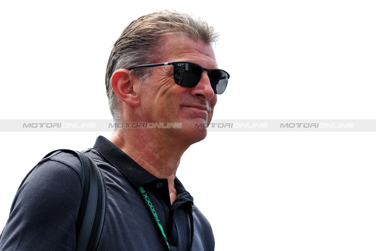 GP ARABIA SAUDITA, Graeme Lowdon (GBR).

06.03.2024. Formula 1 World Championship, Rd 2, Saudi Arabian Grand Prix, Jeddah, Saudi Arabia, Preparation Day.

- www.xpbimages.com, EMail: requests@xpbimages.com © Copyright: Bearne / XPB Images