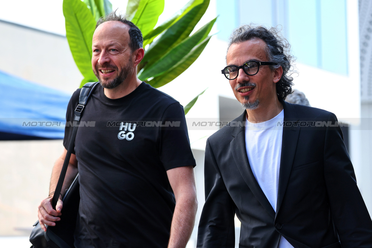 GP ARABIA SAUDITA, (L to R): Peter Bayer (AUT) RB Chief Executive Officer with Laurent Mekies (FRA) RB Technical Director.

06.03.2024. Formula 1 World Championship, Rd 2, Saudi Arabian Grand Prix, Jeddah, Saudi Arabia, Preparation Day.

- www.xpbimages.com, EMail: requests@xpbimages.com © Copyright: Batchelor / XPB Images