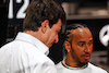GP ARABIA SAUDITA, Lewis Hamilton (GBR) Mercedes AMG F1 (Right) e Toto Wolff (GER) Mercedes AMG F1 Shareholder e Executive Director.
06.03.2024. Formula 1 World Championship, Rd 2, Saudi Arabian Grand Prix, Jeddah, Saudi Arabia, Preparation Day.
 - www.xpbimages.com, EMail: requests@xpbimages.com © Copyright: Coates / XPB Images