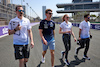 GP ARABIA SAUDITA, Logan Sargeant (USA) Williams Racing walks the circuit with Gaetan Jego, Williams Racing Gara Engineer e Elizabeth Wood Boyer (GBR) Williams Racing Performance Engineer.
06.03.2024. Formula 1 World Championship, Rd 2, Saudi Arabian Grand Prix, Jeddah, Saudi Arabia, Preparation Day.
- www.xpbimages.com, EMail: requests@xpbimages.com © Copyright: Bearne / XPB Images