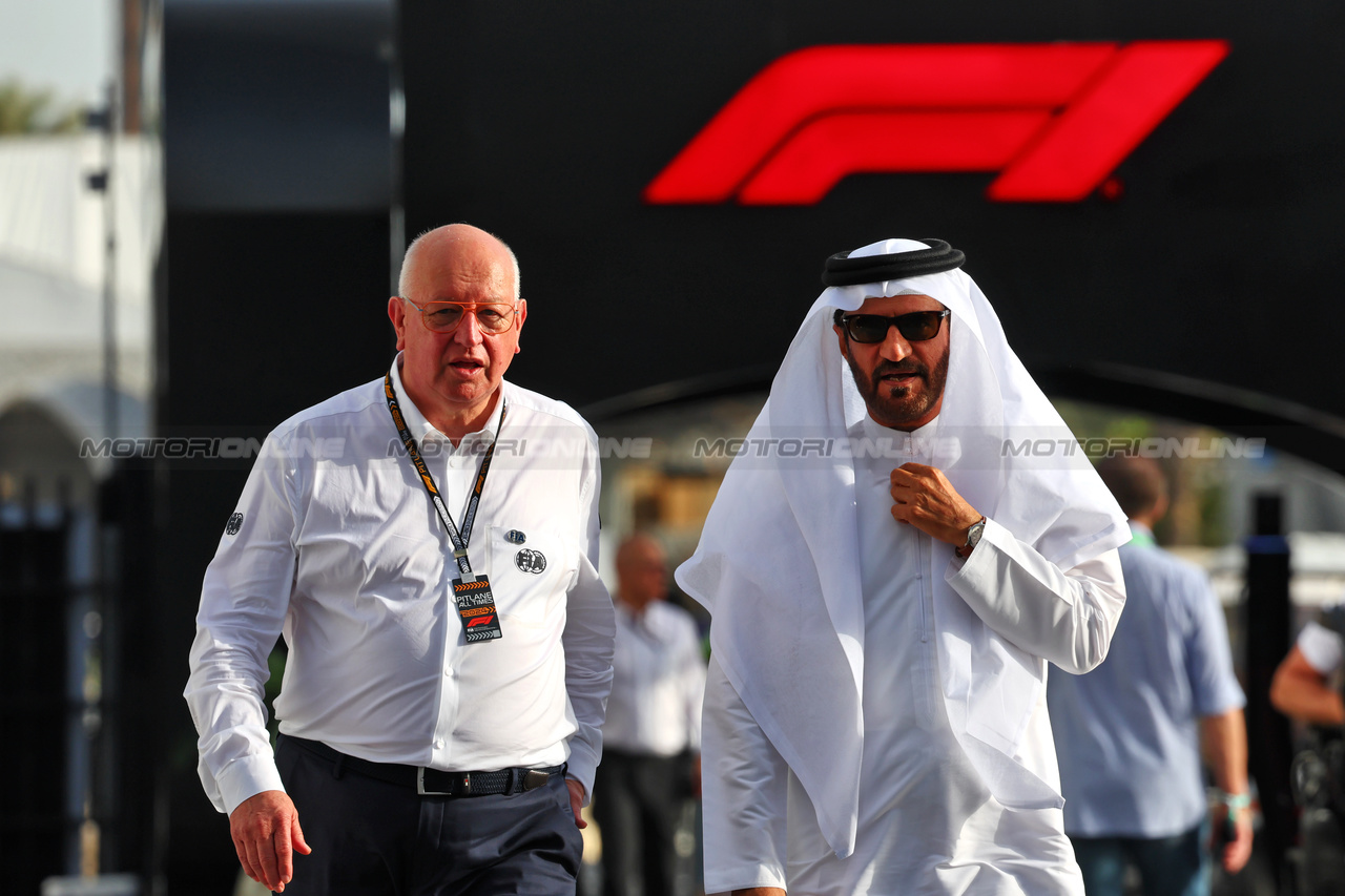 GP ARABIA SAUDITA, (L to R): Dieter Rencken (RSA) Motorsport Adviser to FIA President with Mohammed Bin Sulayem (UAE) FIA President.

09.03.2024. Formula 1 World Championship, Rd 2, Saudi Arabian Grand Prix, Jeddah, Saudi Arabia, Gara Day.

- www.xpbimages.com, EMail: requests@xpbimages.com © Copyright: Batchelor / XPB Images