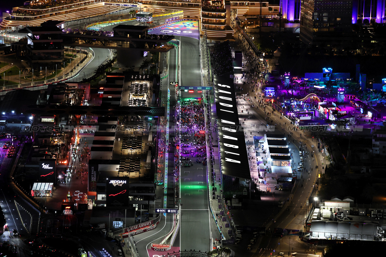 GP ARABIA SAUDITA, The grid before the partenza of the race.

09.03.2024. Formula 1 World Championship, Rd 2, Saudi Arabian Grand Prix, Jeddah, Saudi Arabia, Gara Day.

- www.xpbimages.com, EMail: requests@xpbimages.com © Copyright: Moy / XPB Images