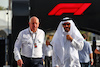 GP DE ARABIA SAUDITA, (De izquierda a derecha): Dieter Rencken (RSA), asesor de deportes de motor del presidente de la FIA, con Mohammed Bin Sulayem (EAU), presidente de la FIA. 09.03.2024. Campeonato Mundial de Fórmula 1, Ronda 2, Gran Premio de Arabia Saudita, Jeddah, Arabia Saudita, Día de la carrera - www.xpbimages.com, correo electrónico: request@xpbimages.com © Copyright: Batchelor / XPB Images