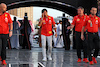 GP ARABIA SAUDITA, Carlos Sainz Jr (ESP) Ferrari back in the paddock a day following appendicitis surgery.
09.03.2024. Formula 1 World Championship, Rd 2, Saudi Arabian Grand Prix, Jeddah, Saudi Arabia, Gara Day.
- www.xpbimages.com, EMail: requests@xpbimages.com © Copyright: Bearne / XPB Images