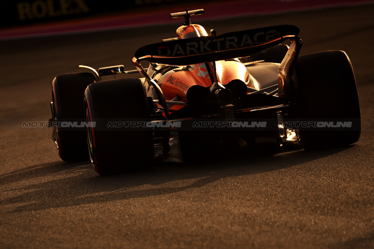 GP ARABIA SAUDITA, Oscar Piastri (AUS) McLaren MCL38.

08.03.2024. Formula 1 World Championship, Rd 2, Saudi Arabian Grand Prix, Jeddah, Saudi Arabia, Qualifiche Day.

- www.xpbimages.com, EMail: requests@xpbimages.com © Copyright: Bearne / XPB Images