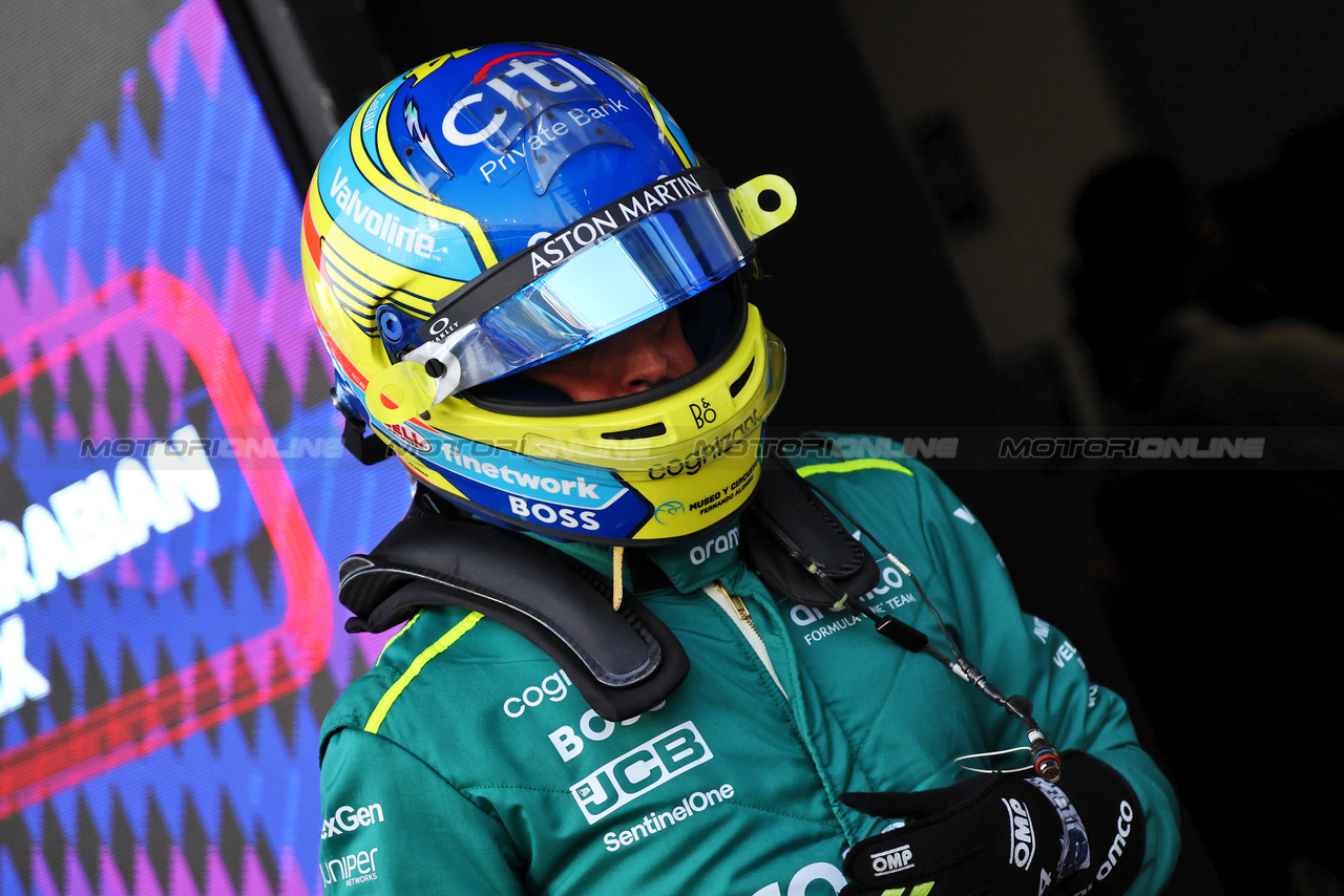 GP ARABIA SAUDITA, Fernando Alonso (ESP) Aston Martin F1 Team.

08.03.2024. Formula 1 World Championship, Rd 2, Saudi Arabian Grand Prix, Jeddah, Saudi Arabia, Qualifiche Day.

- www.xpbimages.com, EMail: requests@xpbimages.com © Copyright: Batchelor / XPB Images