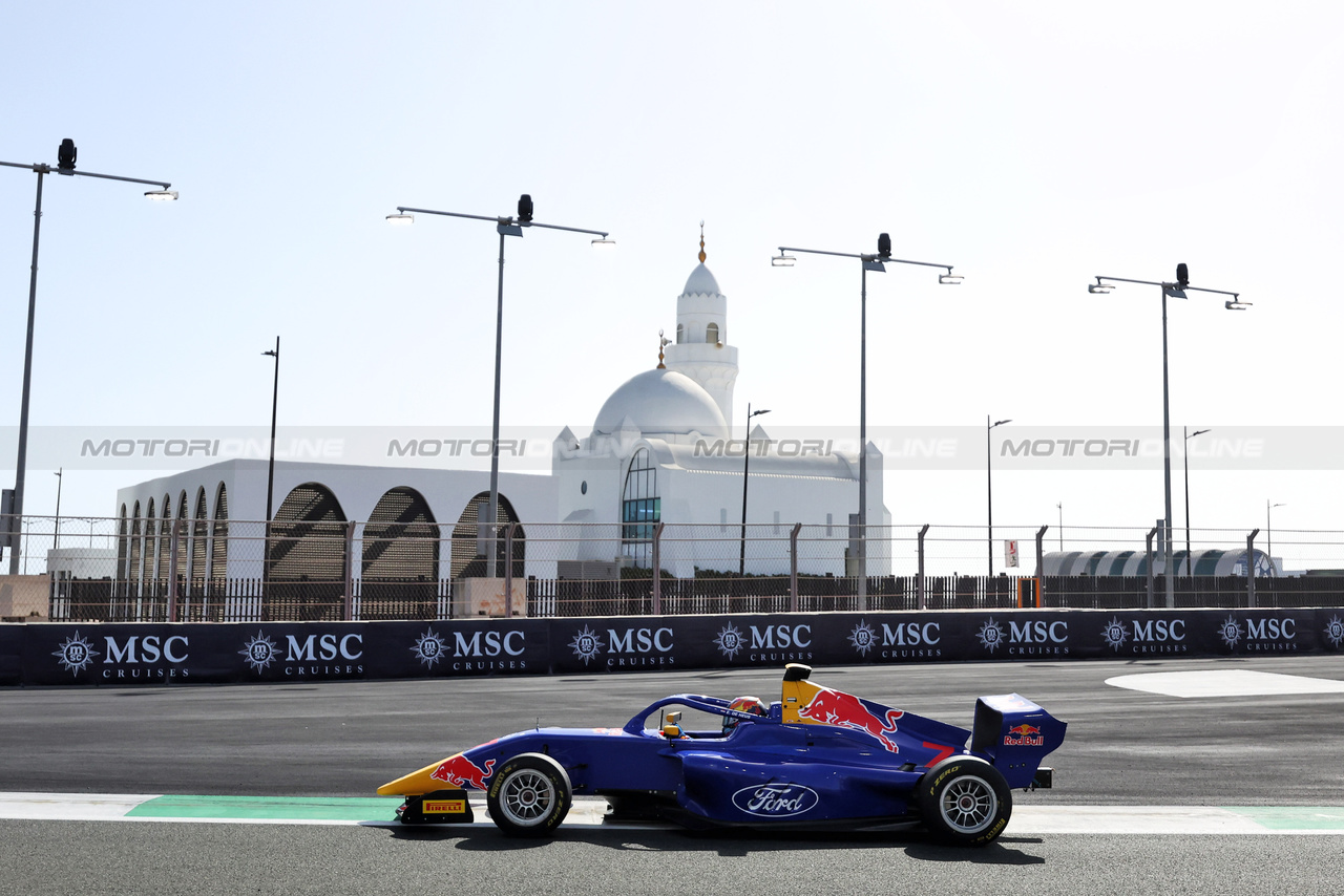 GP ARABIA SAUDITA, Emely De Heus (NLD) MP Motorsport.

08.03.2024. FIA Formula Academy, Rd 1, Gara 1, Jeddah, Saudi Arabia, Venerdi'.

- www.xpbimages.com, EMail: requests@xpbimages.com Copyright: XPB Images