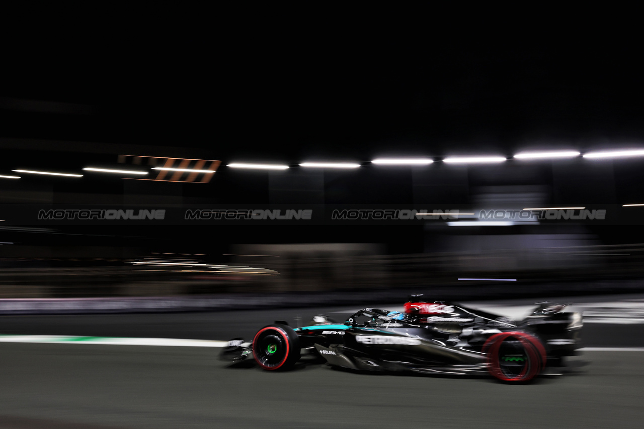 GP ARABIA SAUDITA, George Russell (GBR) Mercedes AMG F1 W15.

08.03.2024. Formula 1 World Championship, Rd 2, Saudi Arabian Grand Prix, Jeddah, Saudi Arabia, Qualifiche Day.

- www.xpbimages.com, EMail: requests@xpbimages.com © Copyright: Bearne / XPB Images