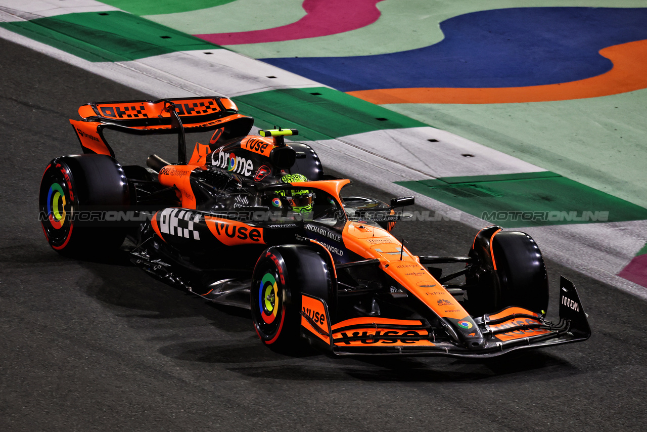 GP ARABIA SAUDITA, Lando Norris (GBR) McLaren MCL38.

08.03.2024. Formula 1 World Championship, Rd 2, Saudi Arabian Grand Prix, Jeddah, Saudi Arabia, Qualifiche Day.

- www.xpbimages.com, EMail: requests@xpbimages.com © Copyright: Moy / XPB Images
