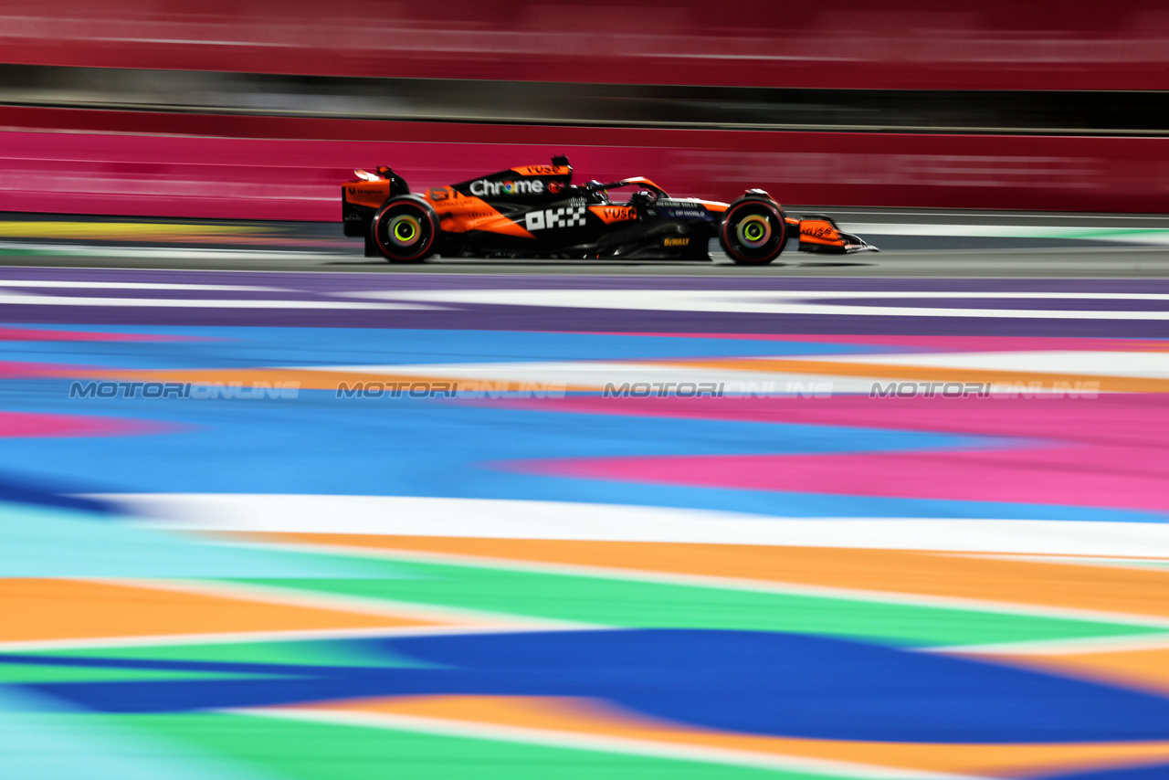 GP ARABIA SAUDITA, Oscar Piastri (AUS) McLaren MCL38.

08.03.2024. Formula 1 World Championship, Rd 2, Saudi Arabian Grand Prix, Jeddah, Saudi Arabia, Qualifiche Day.

- www.xpbimages.com, EMail: requests@xpbimages.com © Copyright: Moy / XPB Images