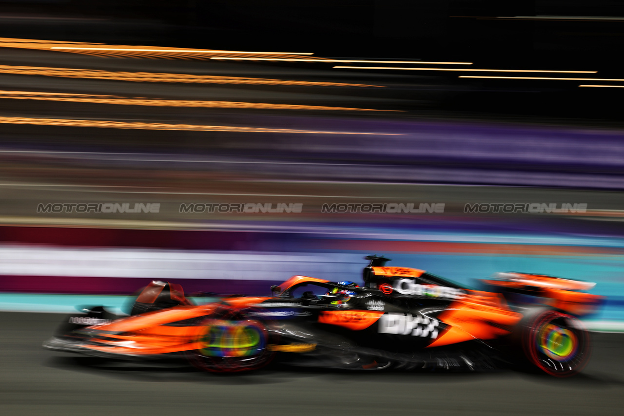 GP ARABIA SAUDITA, Oscar Piastri (AUS) McLaren MCL38.

08.03.2024. Formula 1 World Championship, Rd 2, Saudi Arabian Grand Prix, Jeddah, Saudi Arabia, Qualifiche Day.

 - www.xpbimages.com, EMail: requests@xpbimages.com © Copyright: Coates / XPB Images