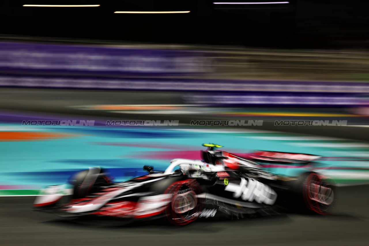 GP ARABIA SAUDITA, Nico Hulkenberg (GER) Haas VF-24.

08.03.2024. Formula 1 World Championship, Rd 2, Saudi Arabian Grand Prix, Jeddah, Saudi Arabia, Qualifiche Day.

 - www.xpbimages.com, EMail: requests@xpbimages.com © Copyright: Coates / XPB Images