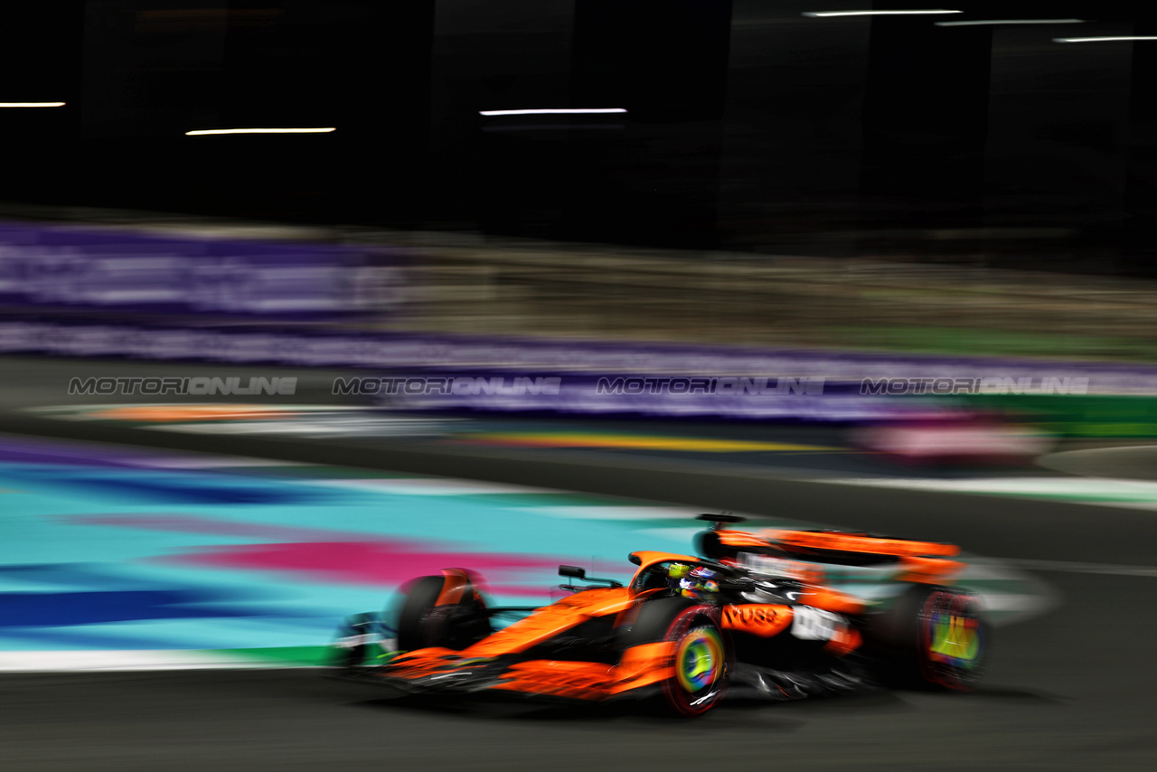 GP ARABIA SAUDITA, Oscar Piastri (AUS) McLaren MCL38.

08.03.2024. Formula 1 World Championship, Rd 2, Saudi Arabian Grand Prix, Jeddah, Saudi Arabia, Qualifiche Day.

 - www.xpbimages.com, EMail: requests@xpbimages.com © Copyright: Coates / XPB Images