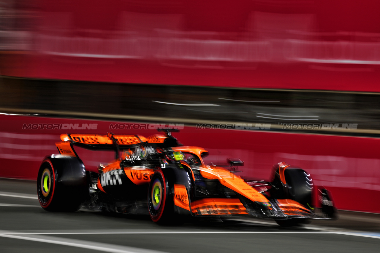 GP ARABIA SAUDITA, Oscar Piastri (AUS) McLaren MCL38.

08.03.2024. Formula 1 World Championship, Rd 2, Saudi Arabian Grand Prix, Jeddah, Saudi Arabia, Qualifiche Day.

 - www.xpbimages.com, EMail: requests@xpbimages.com © Copyright: Coates / XPB Images