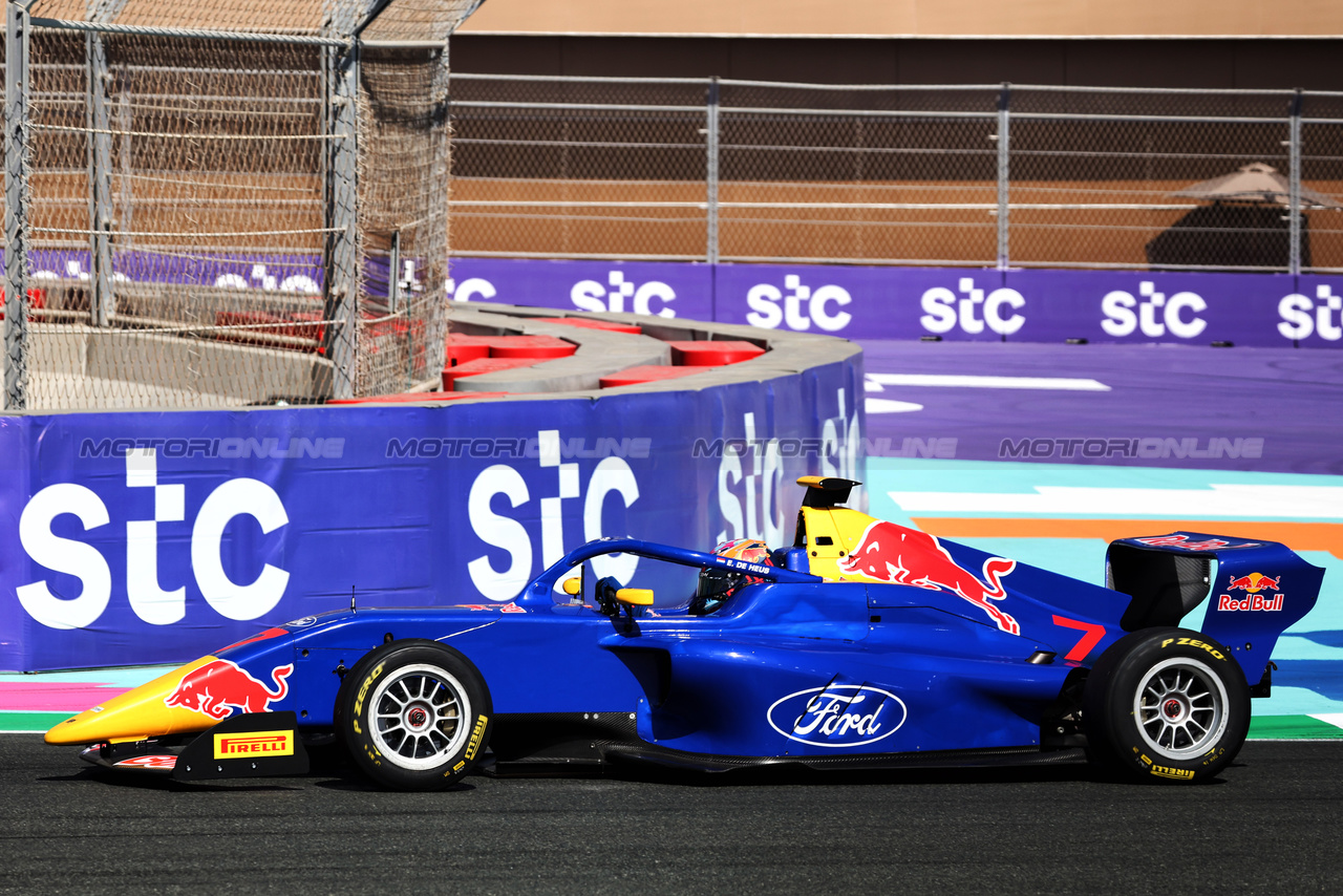 GP ARABIA SAUDITA, Emely De Heus (NLD) MP Motorsport.

08.03.2024. FIA Formula Academy, Rd 1, Gara 1, Jeddah, Saudi Arabia, Venerdi'.

- www.xpbimages.com, EMail: requests@xpbimages.com Copyright: XPB Images
