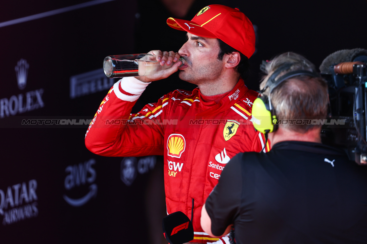 GP AUSTRALIA, Carlos Sainz Jr (ESP), Ferrari 
24.03.2024. Formula 1 World Championship, Rd 3, Australian Grand Prix, Albert Park, Melbourne, Australia, Gara Day.
- www.xpbimages.com, EMail: requests@xpbimages.com © Copyright: Charniaux / XPB Images