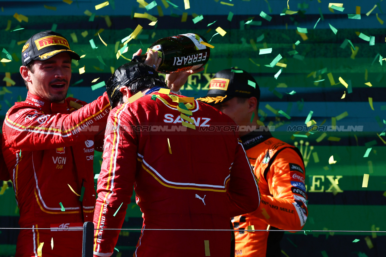 GP AUSTRALIA, Charles Leclerc (FRA), Ferrari Carlos Sainz Jr (ESP), Ferrari 
24.03.2024. Formula 1 World Championship, Rd 3, Australian Grand Prix, Albert Park, Melbourne, Australia, Gara Day.
- www.xpbimages.com, EMail: requests@xpbimages.com © Copyright: Charniaux / XPB Images