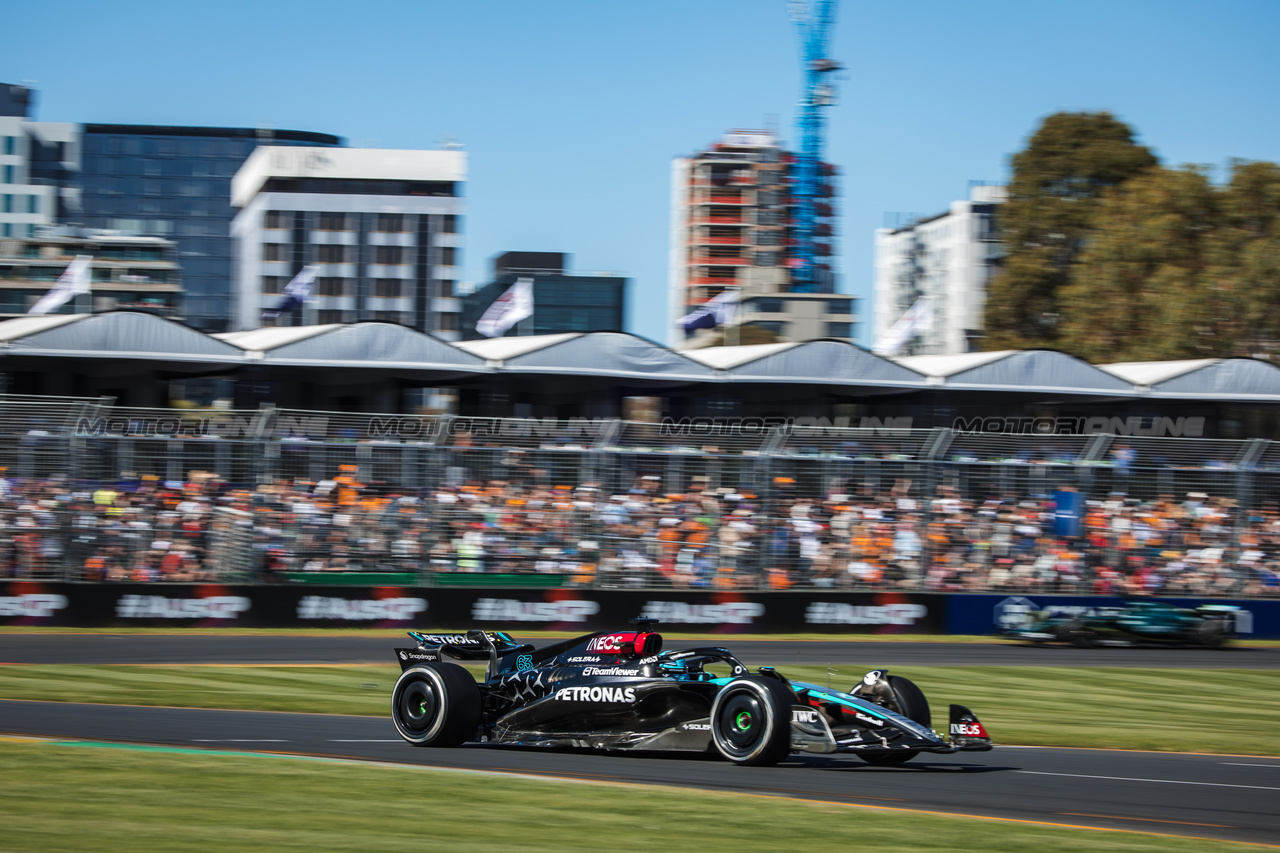 GP AUSTRALIA, George Russell (GBR) Mercedes AMG F1 W15.

24.03.2024. Formula 1 World Championship, Rd 3, Australian Grand Prix, Albert Park, Melbourne, Australia, Gara Day.

- www.xpbimages.com, EMail: requests@xpbimages.com © Copyright: Bearne / XPB Images