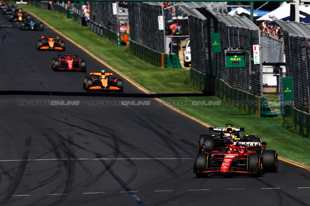 GP AUSTRALIA, Carlos Sainz Jr (ESP) Ferrari SF-24.

24.03.2024. Formula 1 World Championship, Rd 3, Australian Grand Prix, Albert Park, Melbourne, Australia, Gara Day.

 - www.xpbimages.com, EMail: requests@xpbimages.com © Copyright: Coates / XPB Images