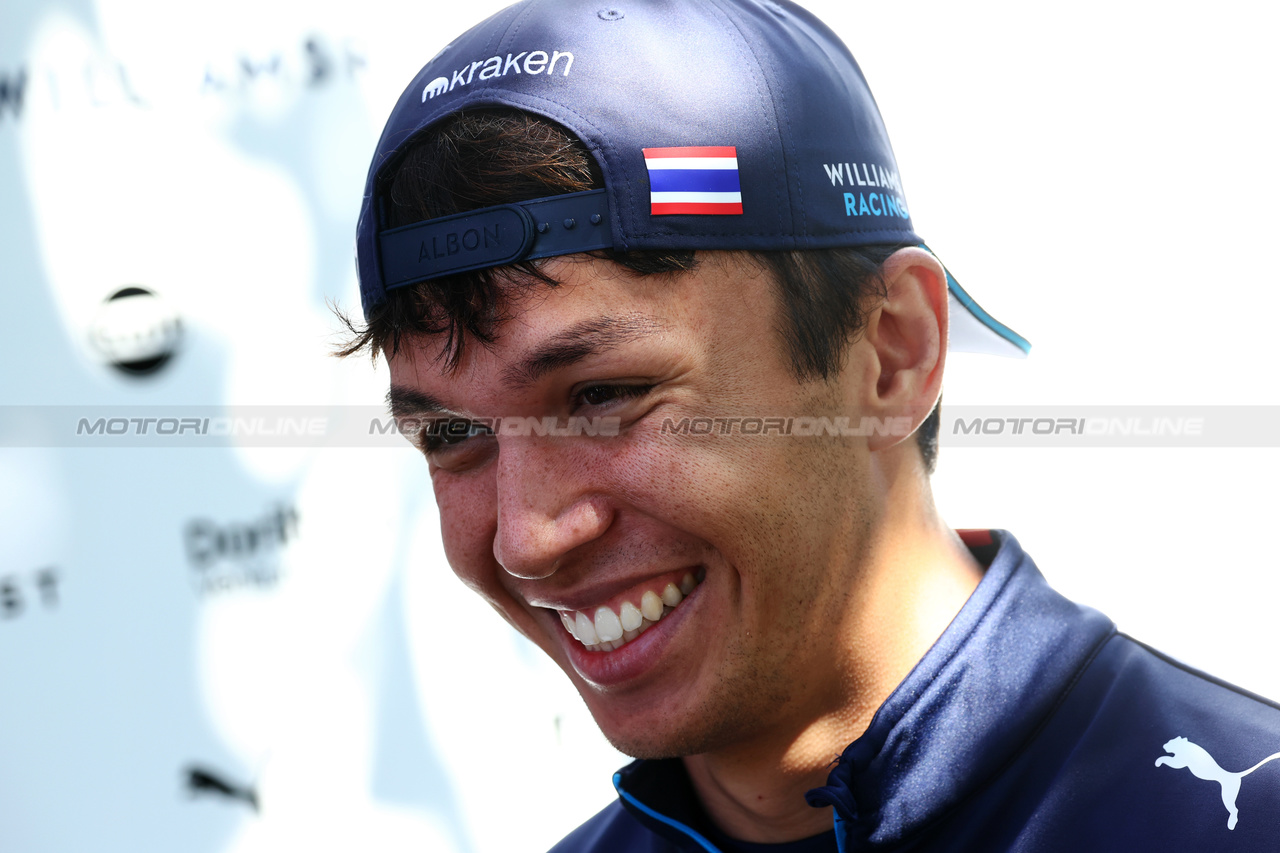 GP AUSTRALIA, Alexander Albon (THA) Williams Racing.

21.03.2024. Formula 1 World Championship, Rd 3, Australian Grand Prix, Albert Park, Melbourne, Australia, Preparation Day.

 - www.xpbimages.com, EMail: requests@xpbimages.com © Copyright: Coates / XPB Images
