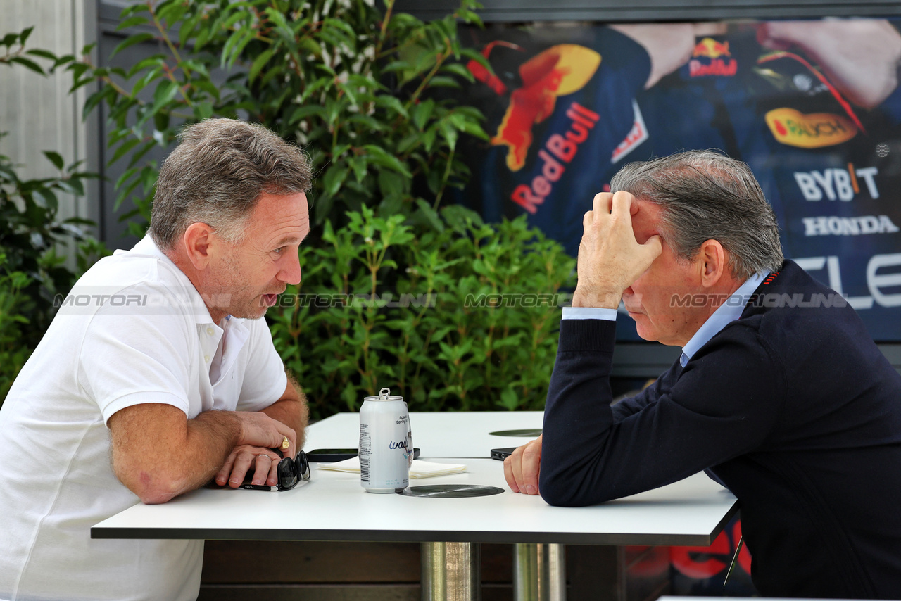 GP AUSTRALIA, (L to R): Christian Horner (GBR) Red Bull Racing Team Principal with Raymond Vermeulen (NLD) Driver Manager.

21.03.2024. Formula 1 World Championship, Rd 3, Australian Grand Prix, Albert Park, Melbourne, Australia, Preparation Day.

- www.xpbimages.com, EMail: requests@xpbimages.com © Copyright: Moy / XPB Images