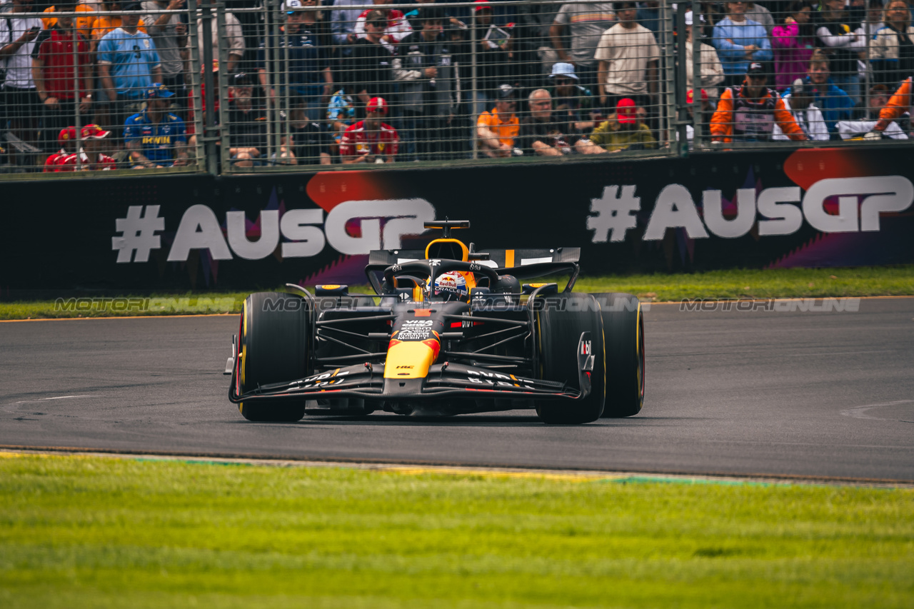 GP AUSTRALIA, Max Verstappen (NLD) Red Bull Racing RB20.

23.03.2024. Formula 1 World Championship, Rd 3, Australian Grand Prix, Albert Park, Melbourne, Australia, Qualifiche Day.

- www.xpbimages.com, EMail: requests@xpbimages.com © Copyright: Bearne / XPB Images
