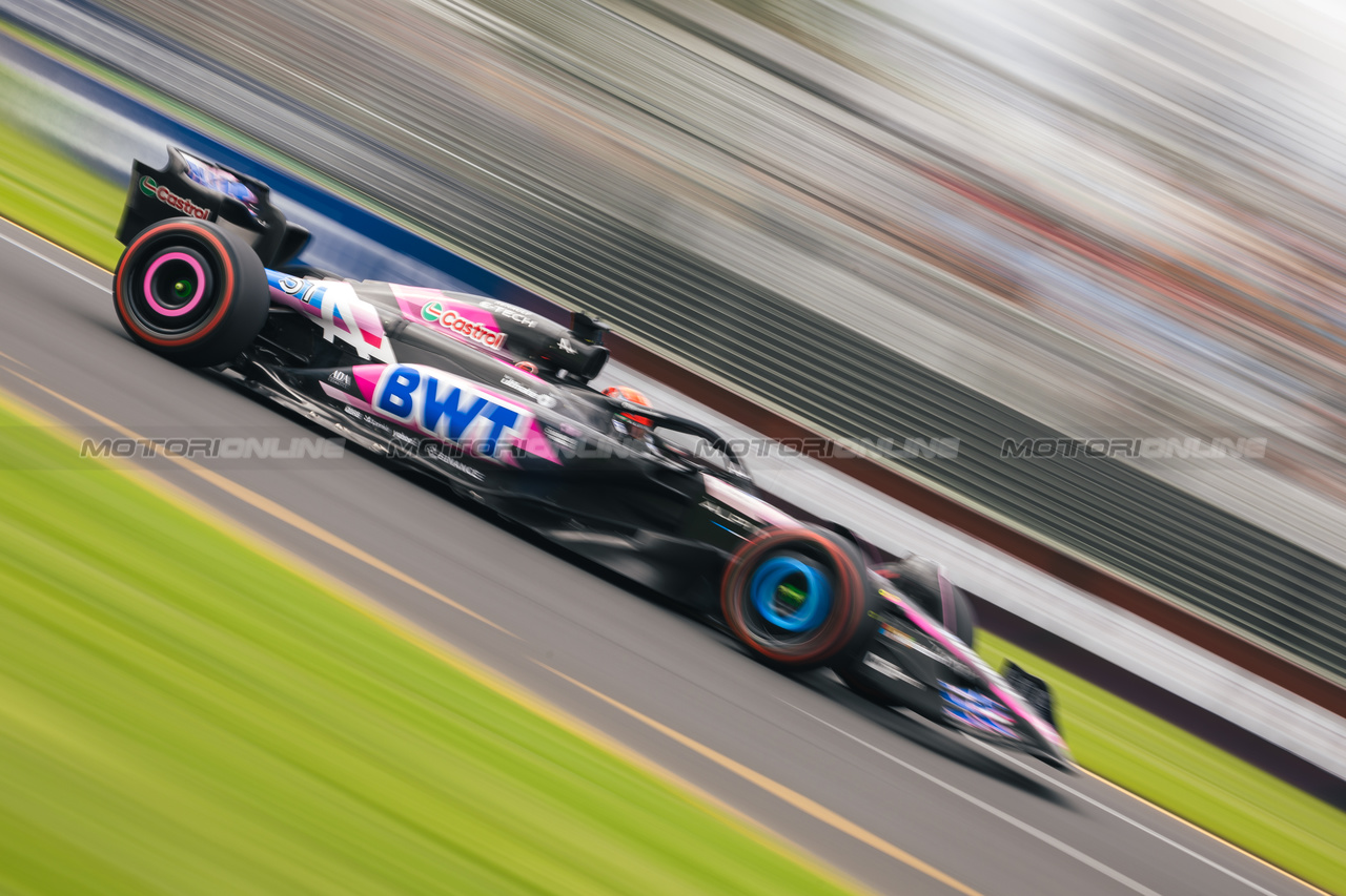 GP AUSTRALIA, Esteban Ocon (FRA) Alpine F1 Team A524.

23.03.2024. Formula 1 World Championship, Rd 3, Australian Grand Prix, Albert Park, Melbourne, Australia, Qualifiche Day.

- www.xpbimages.com, EMail: requests@xpbimages.com © Copyright: Bearne / XPB Images
