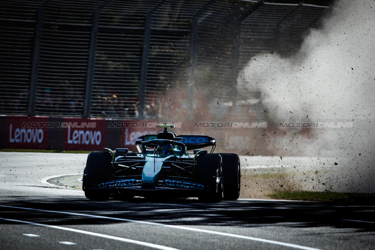 GP AUSTRALIA, Fernando Alonso (ESP) Aston Martin F1 Team AMR24 runs wide.

23.03.2024. Formula 1 World Championship, Rd 3, Australian Grand Prix, Albert Park, Melbourne, Australia, Qualifiche Day.

- www.xpbimages.com, EMail: requests@xpbimages.com © Copyright: Bearne / XPB Images