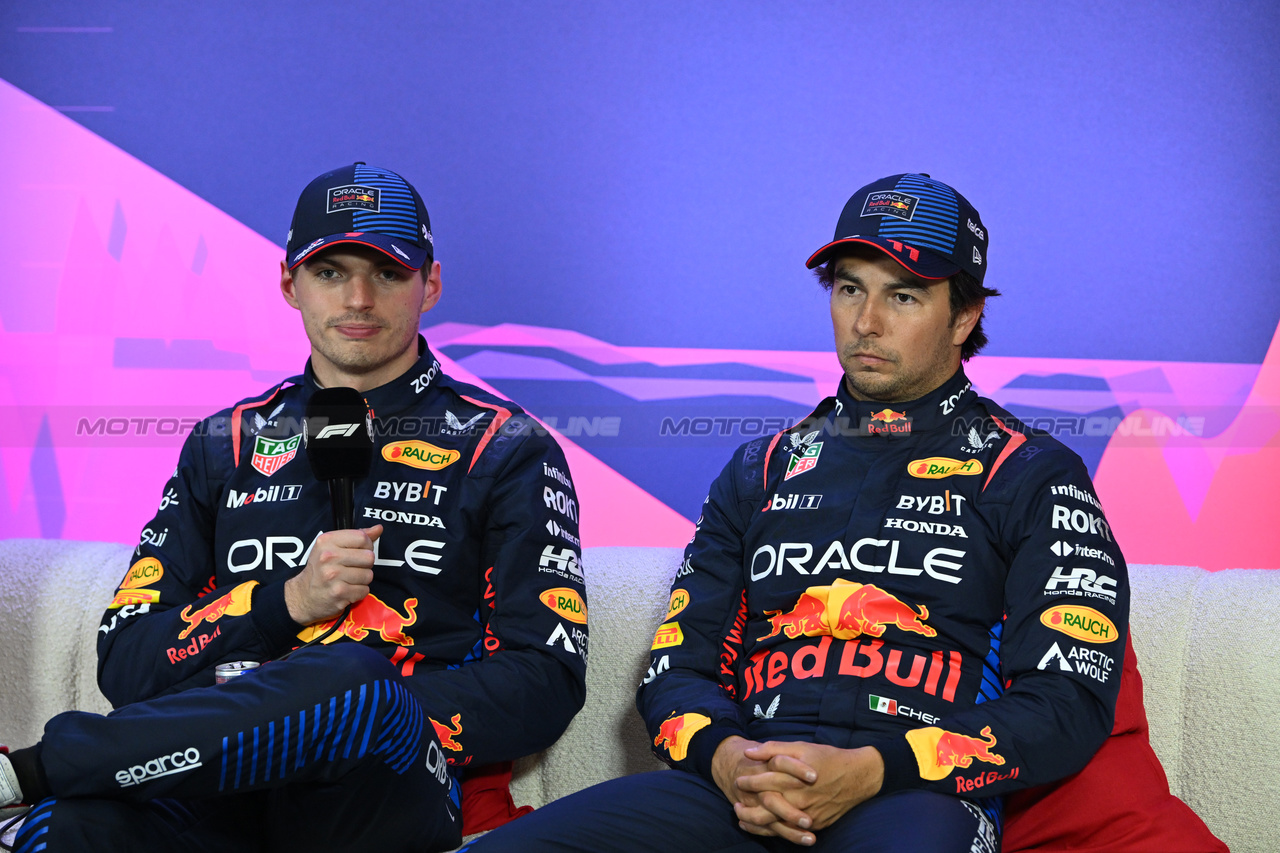GP AUSTRALIA, (L to R): Max Verstappen (NLD) Red Bull Racing; e Sergio Perez (MEX) Red Bull Racing, in the post qualifying FIA Press Conference.

23.03.2024. Formula 1 World Championship, Rd 3, Australian Grand Prix, Albert Park, Melbourne, Australia, Qualifiche Day.

- www.xpbimages.com, EMail: requests@xpbimages.com © Copyright: XPB Images