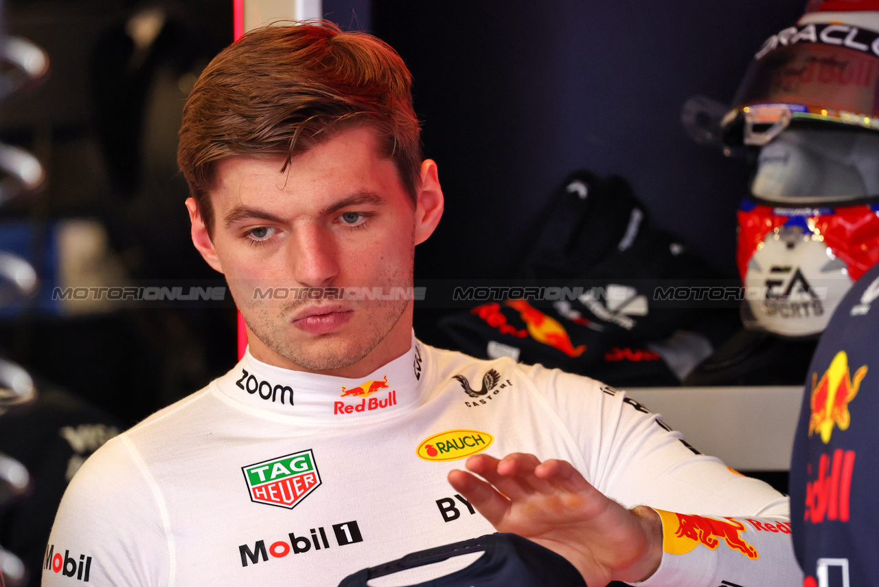 GP AUSTRALIA, Max Verstappen (NLD) Red Bull Racing.

23.03.2024. Formula 1 World Championship, Rd 3, Australian Grand Prix, Albert Park, Melbourne, Australia, Qualifiche Day.

- www.xpbimages.com, EMail: requests@xpbimages.com © Copyright: Batchelor / XPB Images
