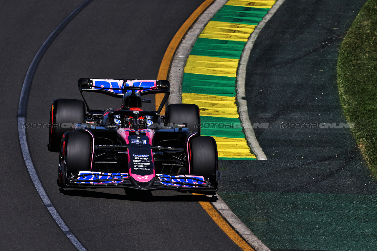 GP AUSTRALIA, Esteban Ocon (FRA) Alpine F1 Team A524.

22.03.2024. Formula 1 World Championship, Rd 3, Australian Grand Prix, Albert Park, Melbourne, Australia, Practice Day.

- www.xpbimages.com, EMail: requests@xpbimages.com © Copyright: Moy / XPB Images