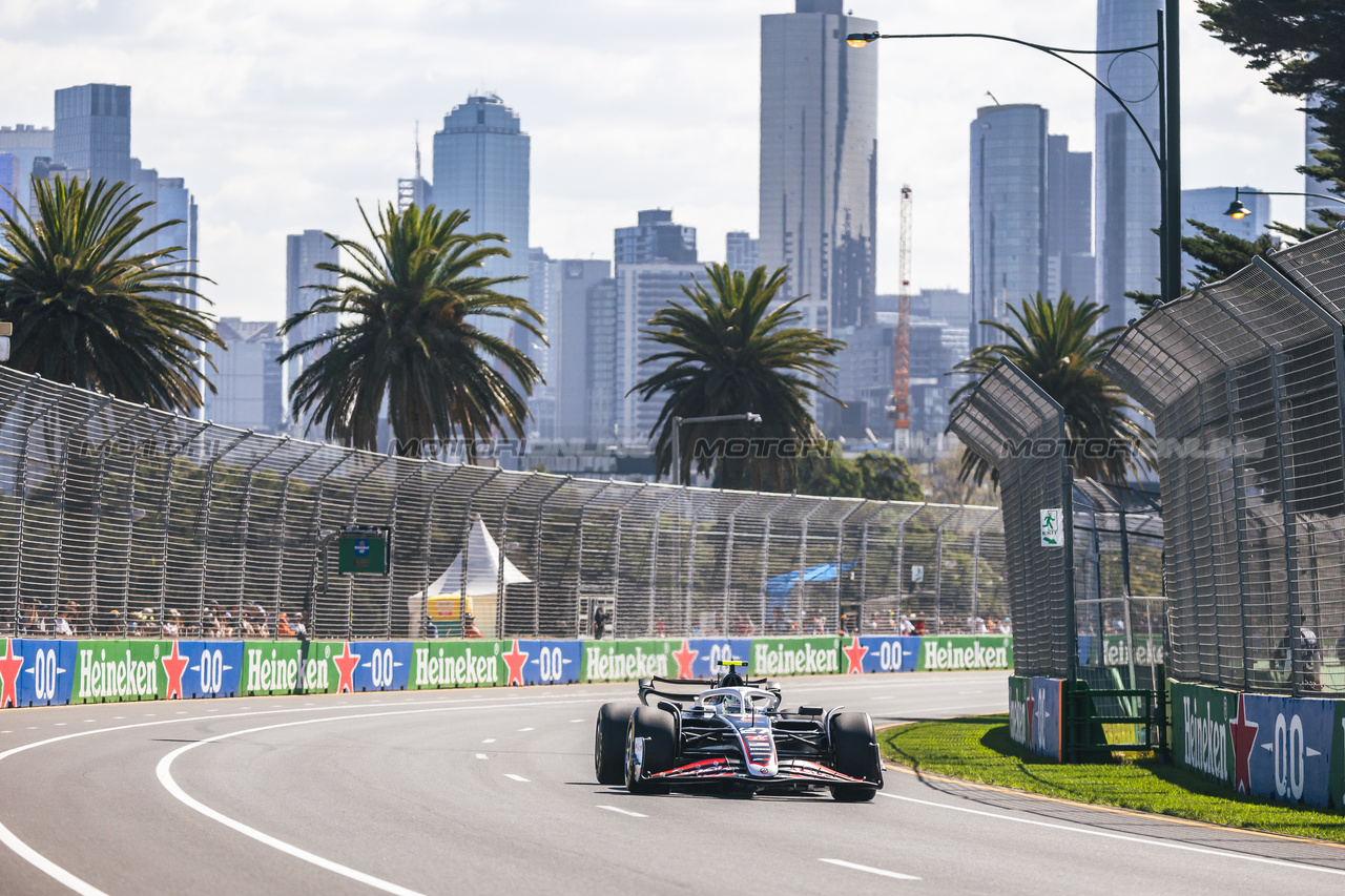 GP AUSTRALIA, Nico Hulkenberg (GER) Haas VF-24.

22.03.2024. Formula 1 World Championship, Rd 3, Australian Grand Prix, Albert Park, Melbourne, Australia, Practice Day.

- www.xpbimages.com, EMail: requests@xpbimages.com © Copyright: Bearne / XPB Images