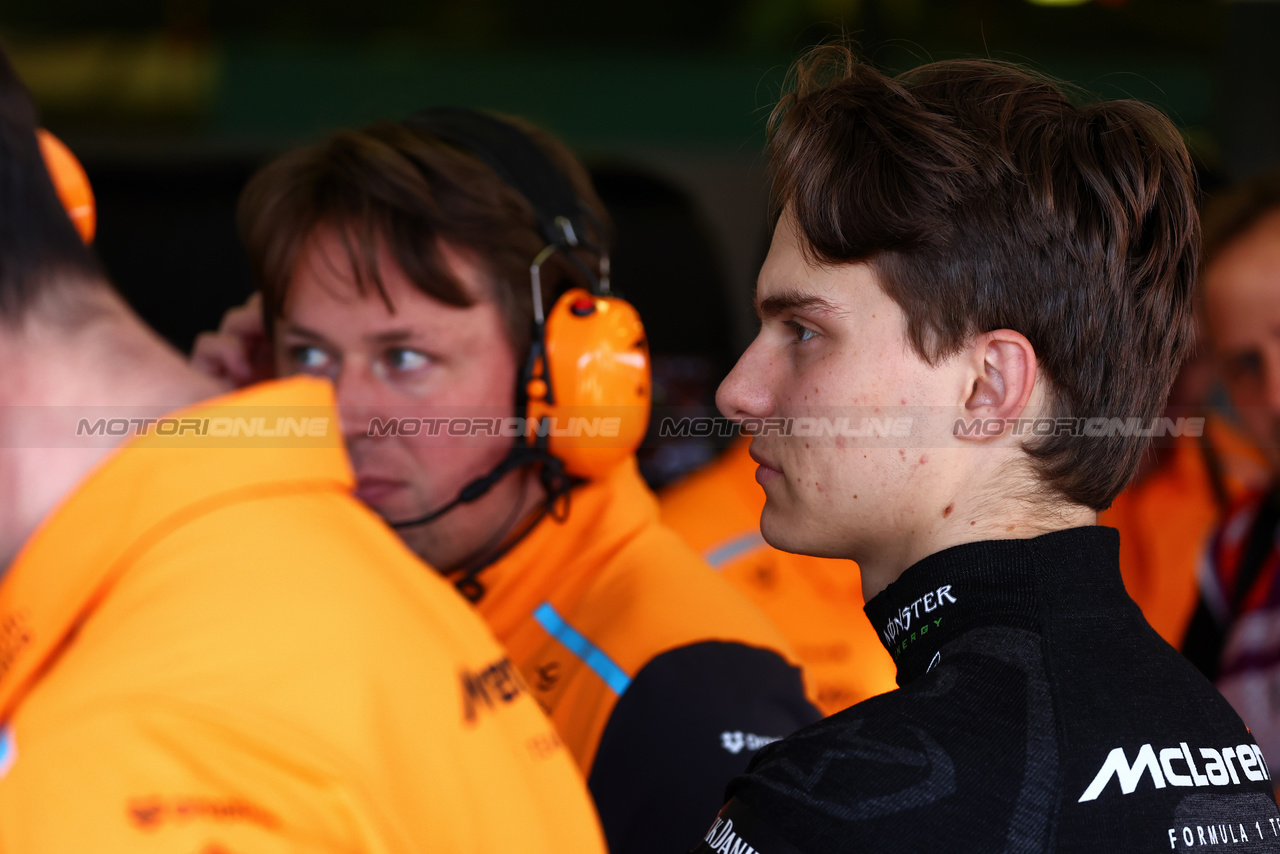 GP AUSTRALIA, Oscar Piastri (AUS) McLaren.

22.03.2024. Formula 1 World Championship, Rd 3, Australian Grand Prix, Albert Park, Melbourne, Australia, Practice Day.

- www.xpbimages.com, EMail: requests@xpbimages.com © Copyright: Batchelor / XPB Images