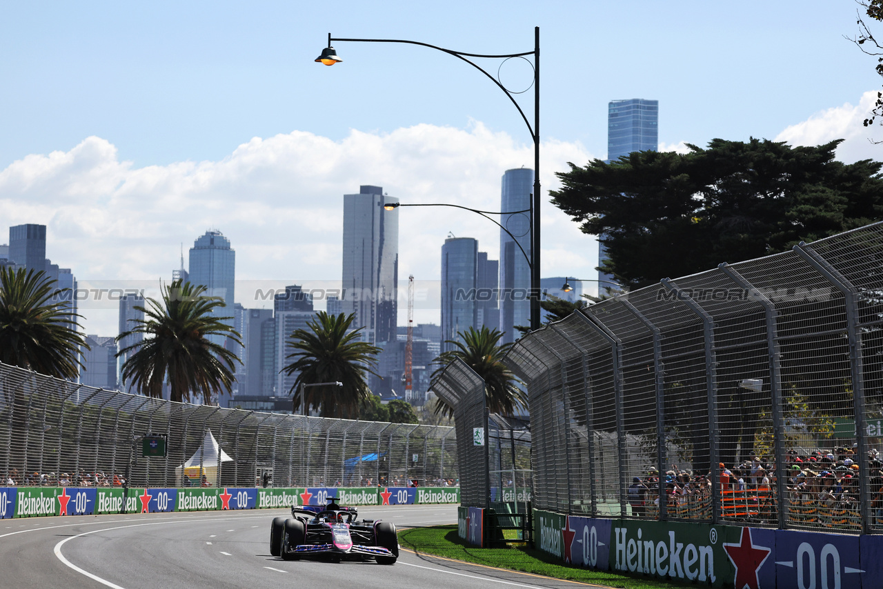 GP AUSTRALIA, Esteban Ocon (FRA) Alpine F1 Team A524.

22.03.2024. Formula 1 World Championship, Rd 3, Australian Grand Prix, Albert Park, Melbourne, Australia, Practice Day.

- www.xpbimages.com, EMail: requests@xpbimages.com © Copyright: Bearne / XPB Images