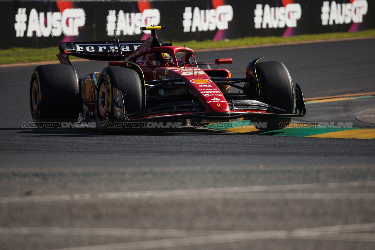 GP AUSTRALIA, Carlos Sainz Jr (ESP) Ferrari SF-24.

22.03.2024. Formula 1 World Championship, Rd 3, Australian Grand Prix, Albert Park, Melbourne, Australia, Practice Day.

- www.xpbimages.com, EMail: requests@xpbimages.com © Copyright: Bearne / XPB Images