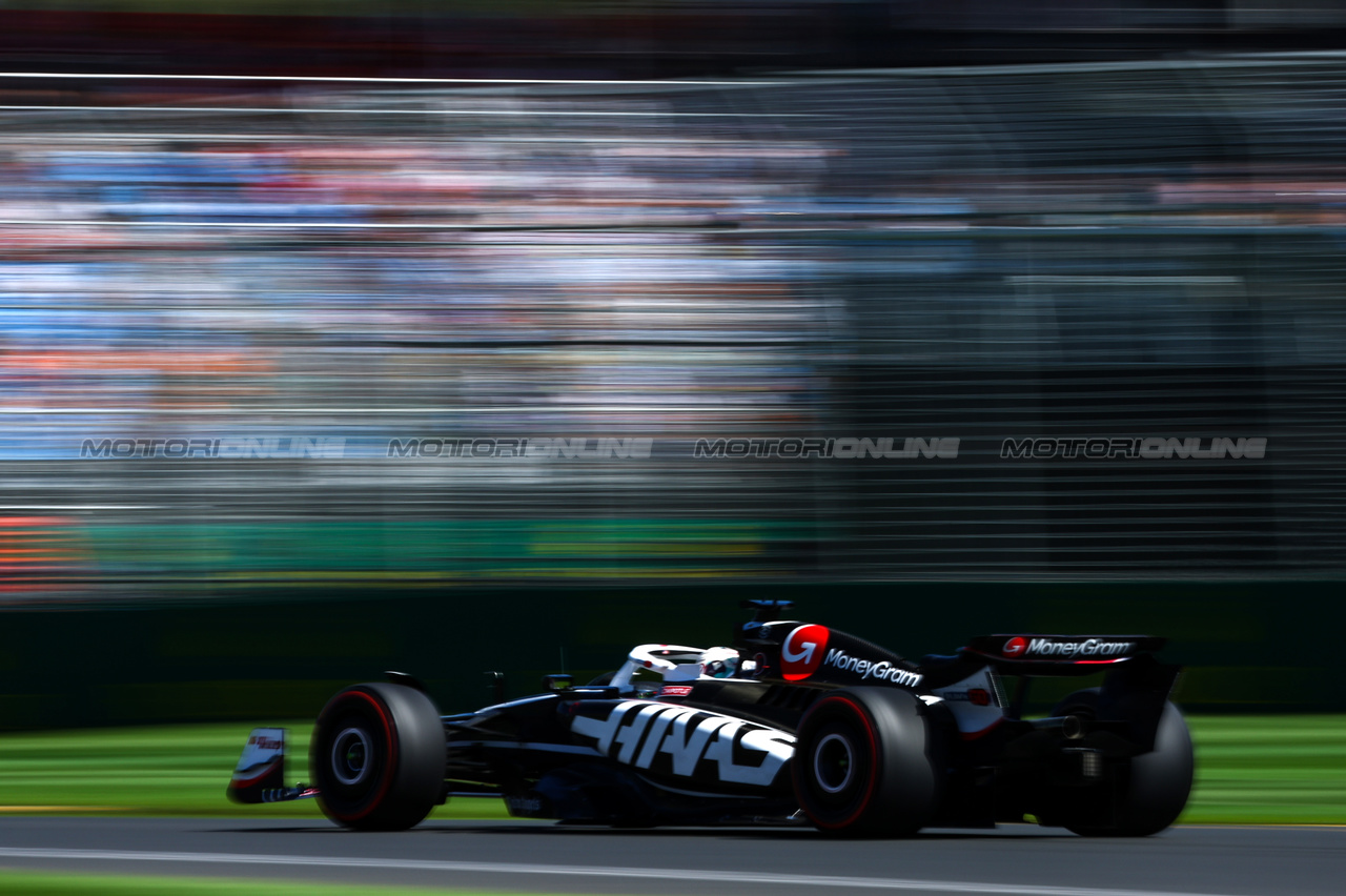 GP AUSTRALIA, Nico Hulkenberg (GER), Haas F1 Team 
22.03.2024. Formula 1 World Championship, Rd 3, Australian Grand Prix, Albert Park, Melbourne, Australia, Practice Day.
- www.xpbimages.com, EMail: requests@xpbimages.com © Copyright: Charniaux / XPB Images