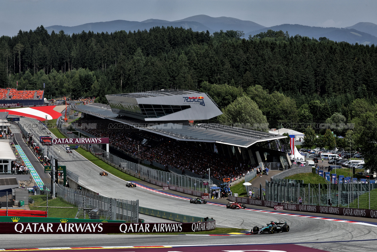 GP AUSTRIA, George Russell (GBR) Mercedes AMG F1 W15.

30.06.2024. Formula 1 World Championship, Rd 11, Austrian Grand Prix, Spielberg, Austria, Gara Day.

- www.xpbimages.com, EMail: requests@xpbimages.com © Copyright: Charniaux / XPB Images