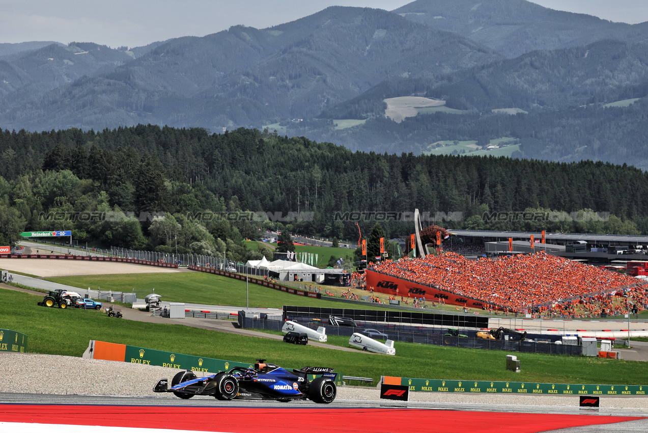 GP AUSTRIA, Alexander Albon (THA) Williams Racing FW46.

30.06.2024. Formula 1 World Championship, Rd 11, Austrian Grand Prix, Spielberg, Austria, Gara Day.

- www.xpbimages.com, EMail: requests@xpbimages.com © Copyright: Bearne / XPB Images